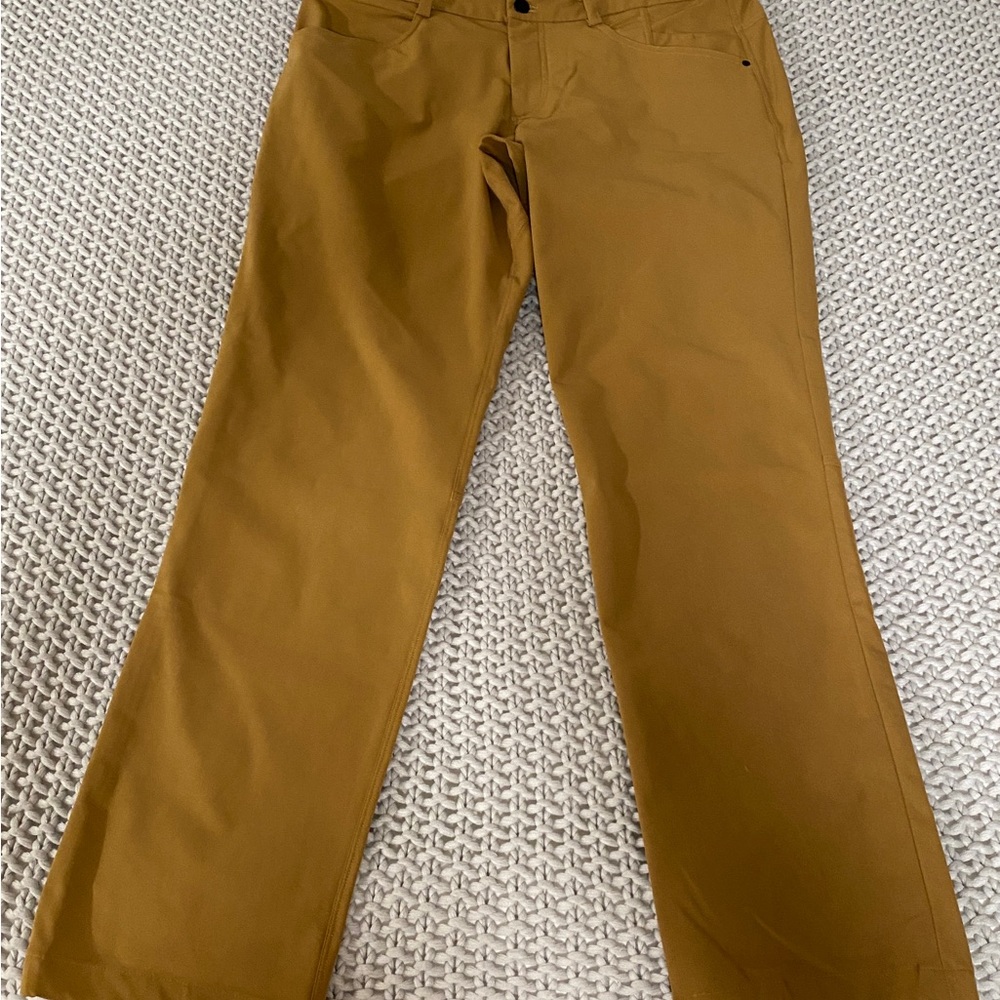 Lululemon men’s ABC pant
